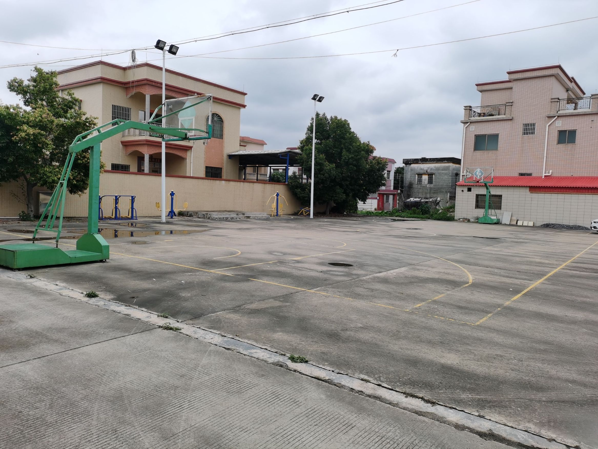 沙栏汇龙球场硅PU球场项目