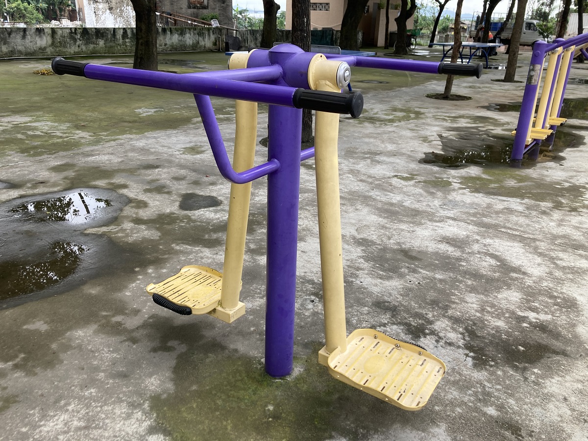 板芙镇板芙村综合文化服务中心健身路径硅PU球场项目(图5)